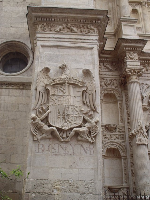 P5260274 detail facade - Catedral santa maria de la encarnacion - Granada